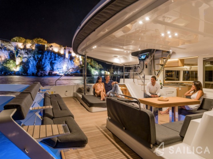 Lagoon 52F - Yacht Charter Sailica