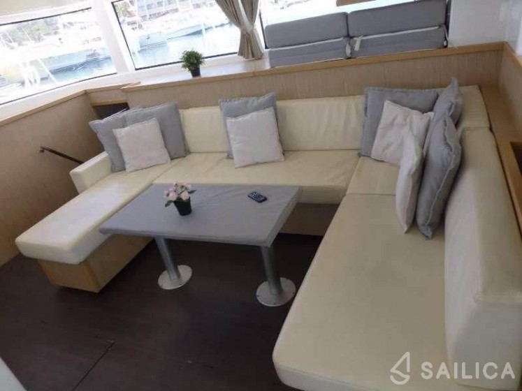 Lagoon 52F - Yacht Charter Sailica