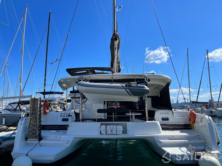 Lagoon 42 - Yacht Charter Sailica