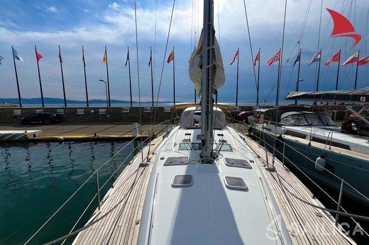 Oceanis 50 - Yacht Charter Sailica