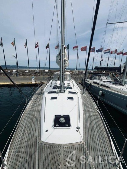 Oceanis 50 - Yacht Charter Sailica