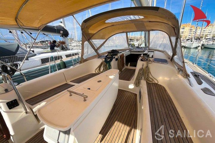 Oceanis 50 - Yacht Charter Sailica