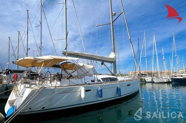 Oceanis 50 - Yacht Charter Sailica