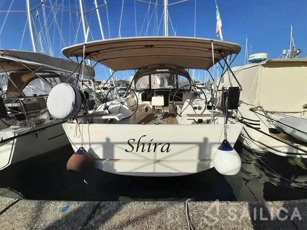 Dufour 382 GL - Yacht Charter Sailica