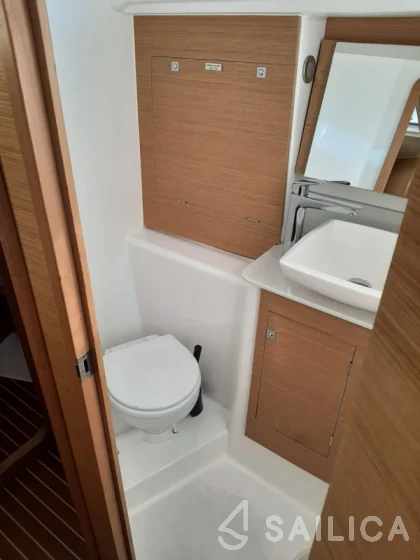 Dufour 382 GL - Yacht Charter Sailica