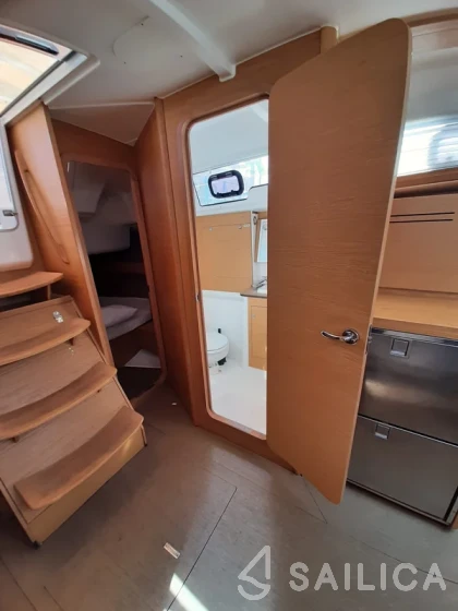 Dufour 382 GL - Yacht Charter Sailica