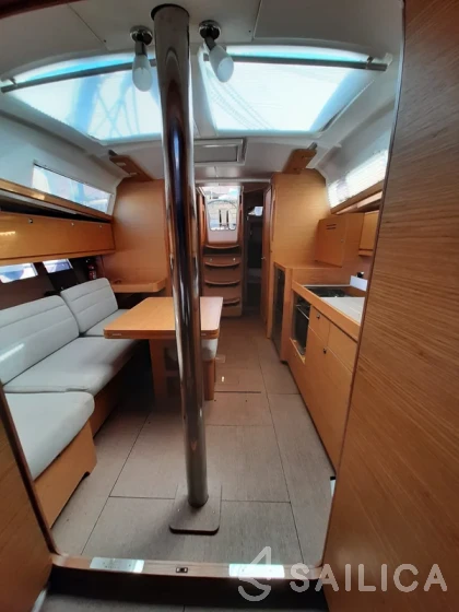 Dufour 382 GL - Yacht Charter Sailica