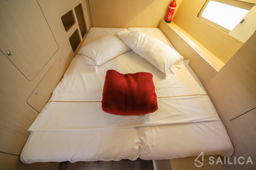 Oceanis 46.1 - Yacht Charter Sailica
