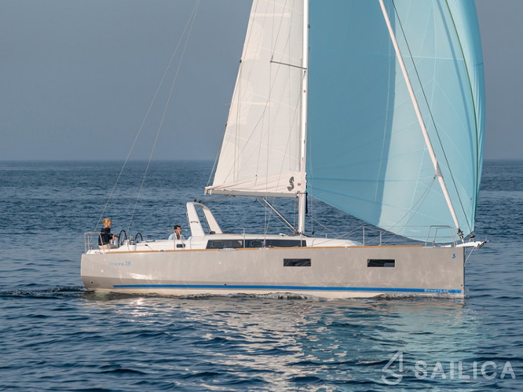 Oceanis 38 - Yacht Charter Sailica