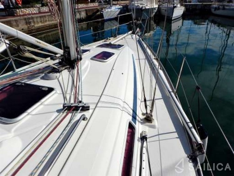 Bavaria 36 - Yacht Charter Sailica