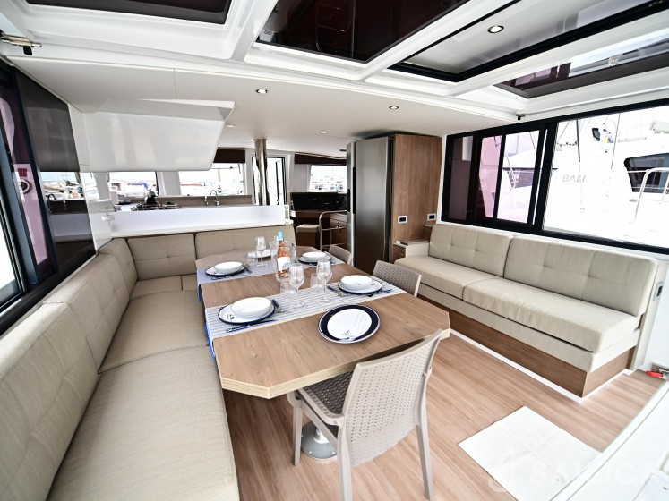 Bali 4.4 - Yacht Charter Sailica