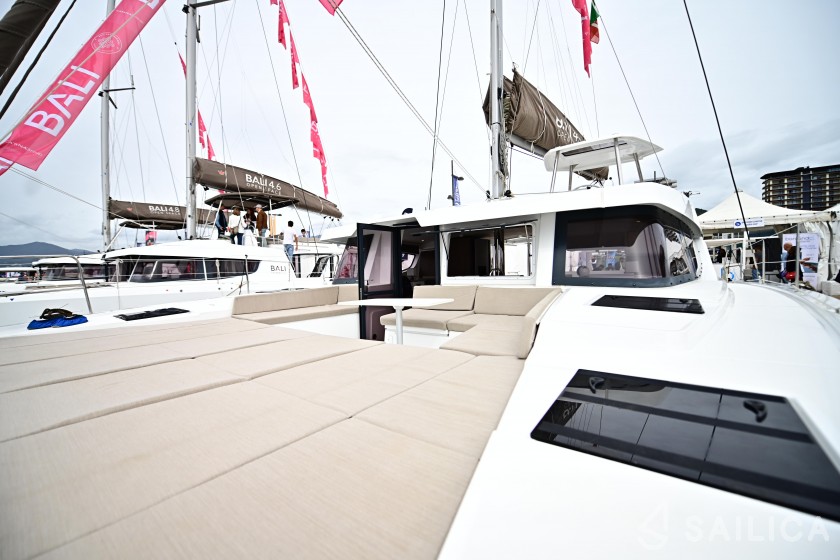 Bali 4.4 - Yacht Charter Sailica