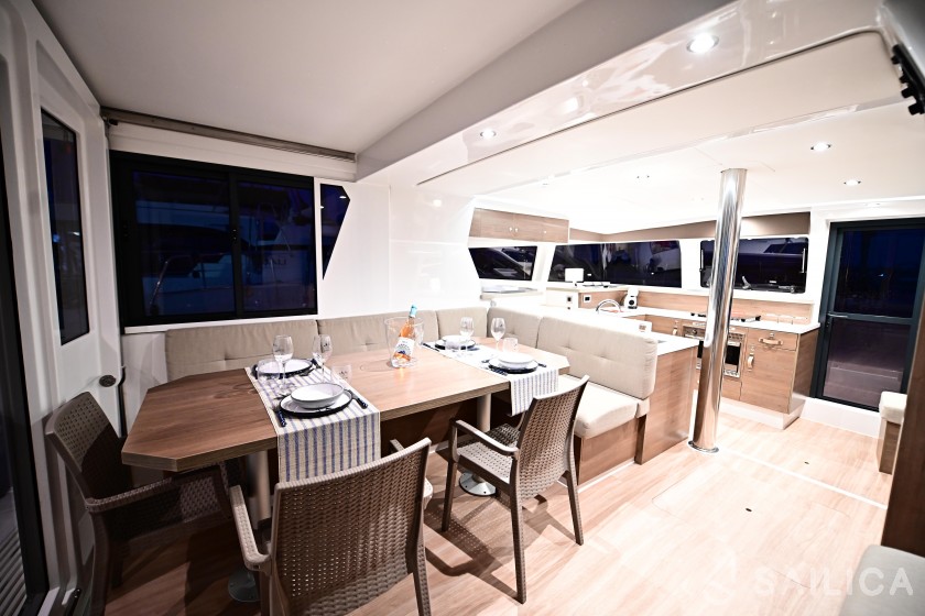 Bali 4.4 - Yacht Charter Sailica