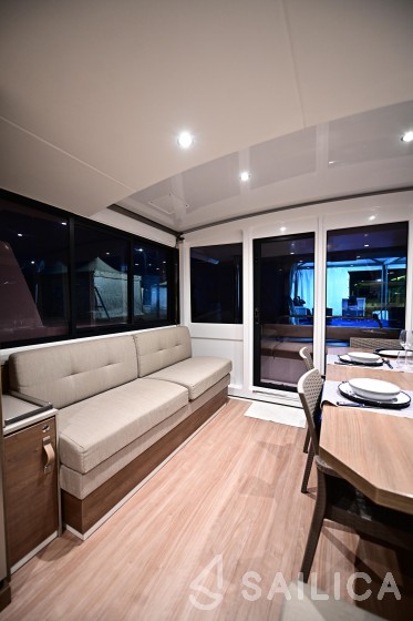 Bali 4.4 - Yacht Charter Sailica