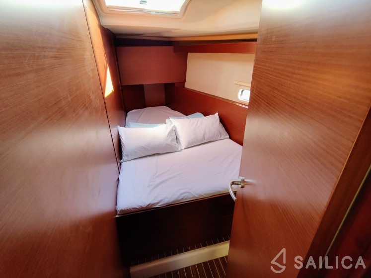 Hanse 458 - Yacht Charter Sailica