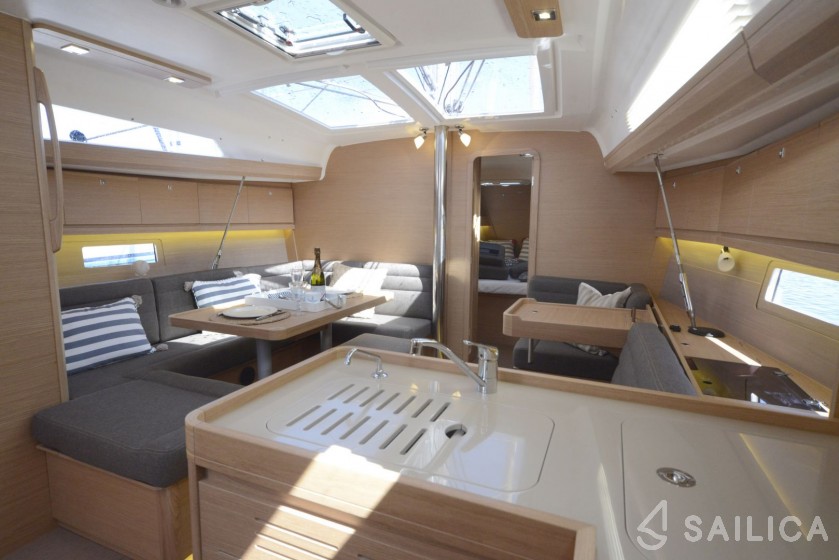 Dufour 412 Grand large - Yacht Charter Sailica