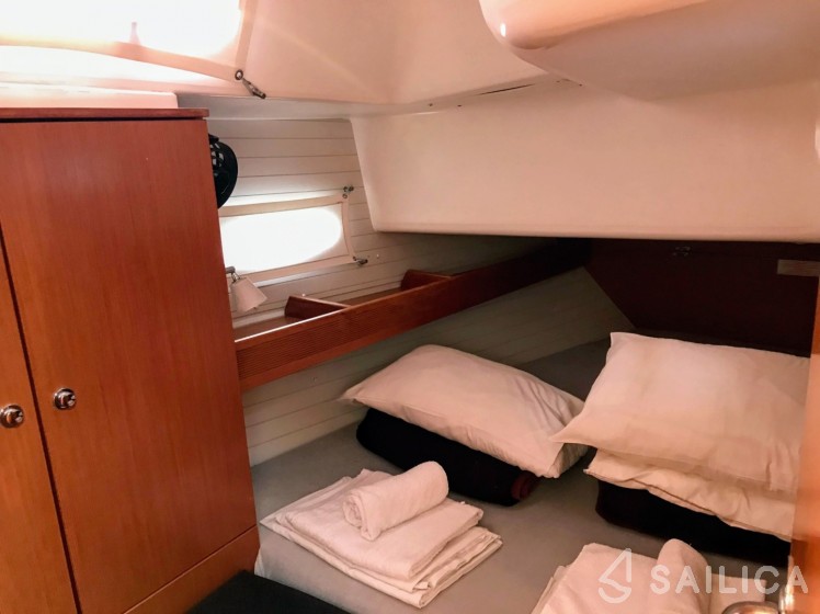 Oceanis 46.1 - Yacht Charter Sailica