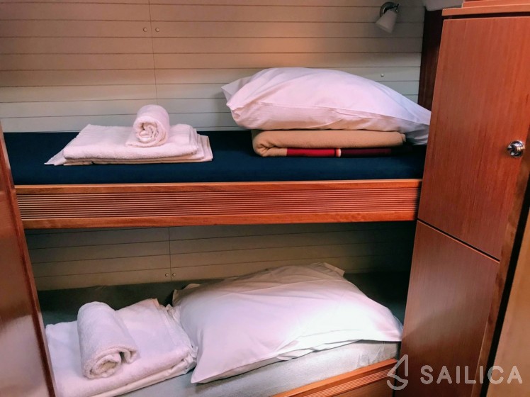 Oceanis 46.1 - Yacht Charter Sailica