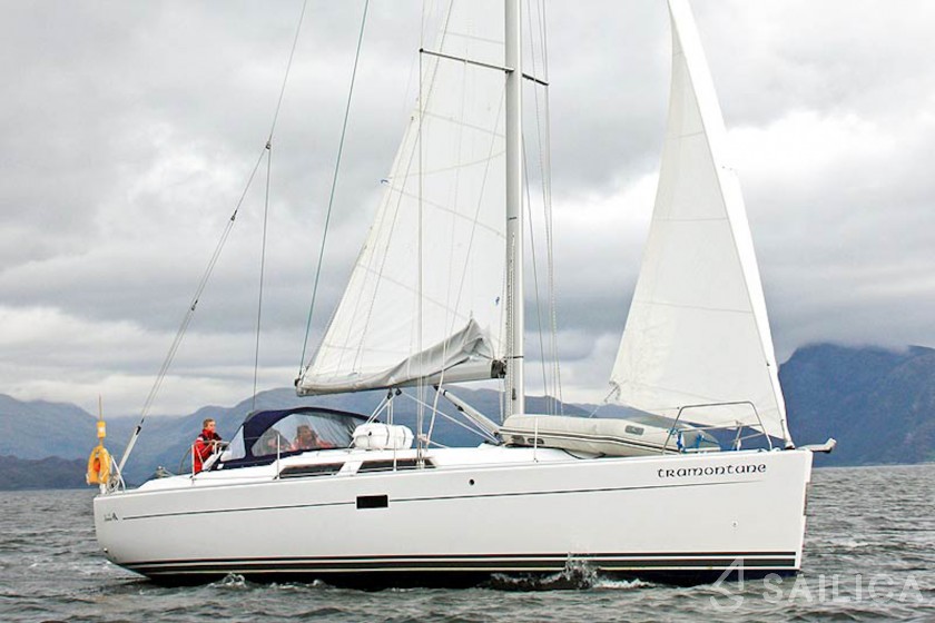 Hanse 400 - Yacht Charter Sailica