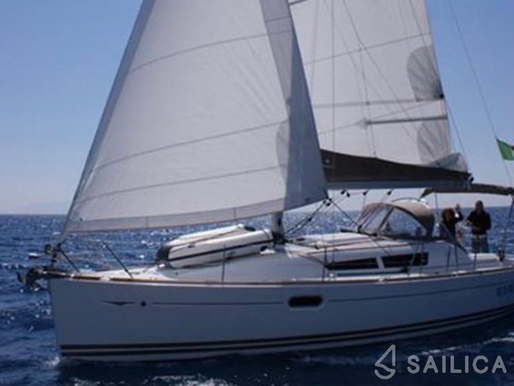 Sun Odyssey 36i - Yacht Charter Sailica