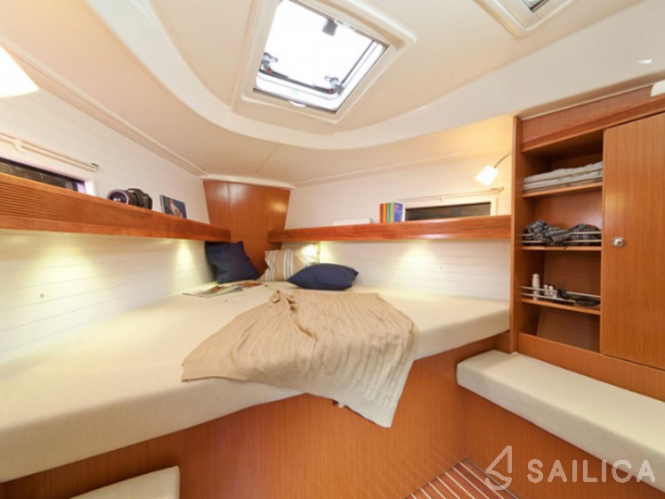 Bavaria 36 Cruiser - Yacht Charter Sailica