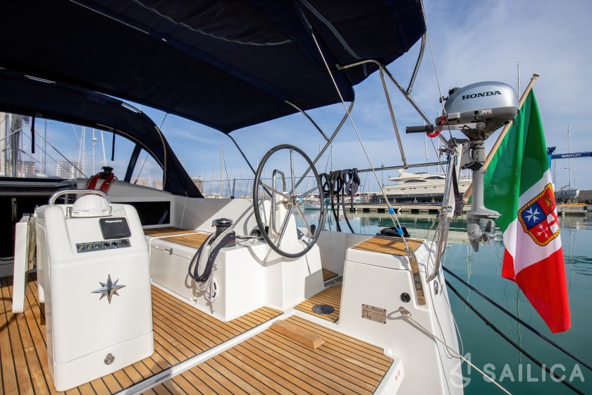 Sun Odyssey 440 - Yacht Charter Sailica
