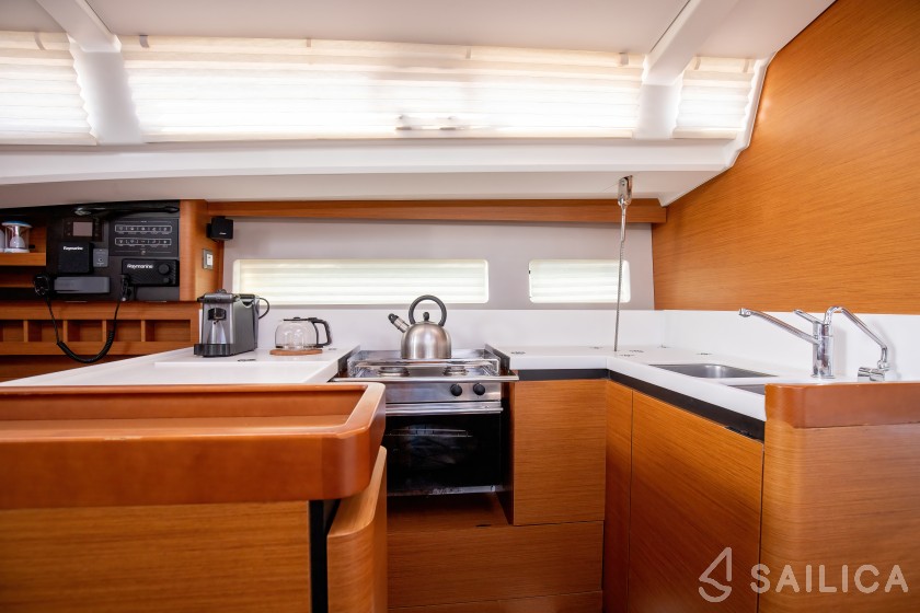 Sun Odyssey 440 - Yacht Charter Sailica