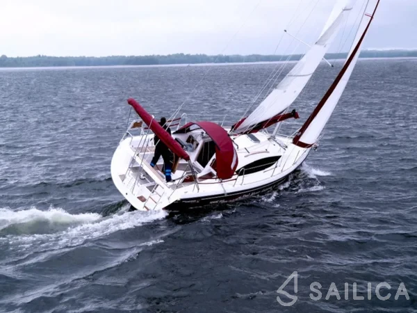 Maxus 33.1 RS Prestige - Yacht Charter Sailica