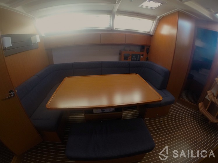 Bavaria 46 Cruiser - Yacht Charter Sailica
