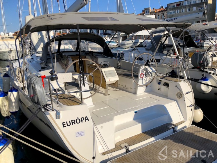 Bavaria 46 Cruiser - Yacht Charter Sailica