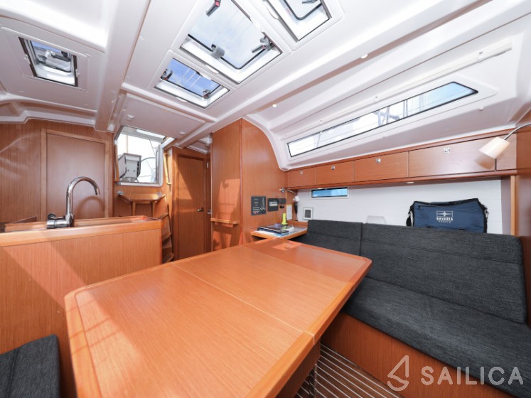 Bavaria Cruiser 37 - Yacht Charter Sailica