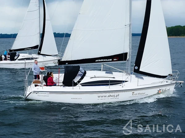 Maxus 33.1 RS - Yacht Charter Sailica