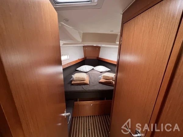 Bavaria 41 Cruiser - Yacht Charter Sailica
