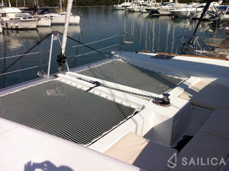 Lagoon 450 - Yacht Charter Sailica