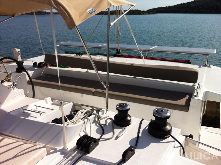 Lagoon 450 - Yacht Charter Sailica