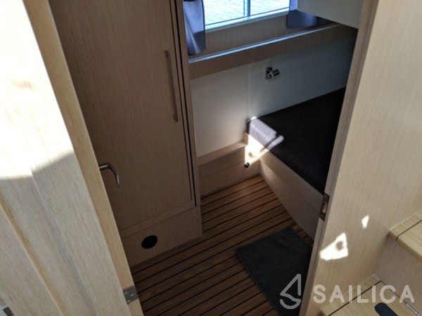 Futura 36 - Yacht Charter Sailica