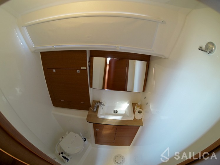 Dufour 460 GL - Yacht Charter Sailica