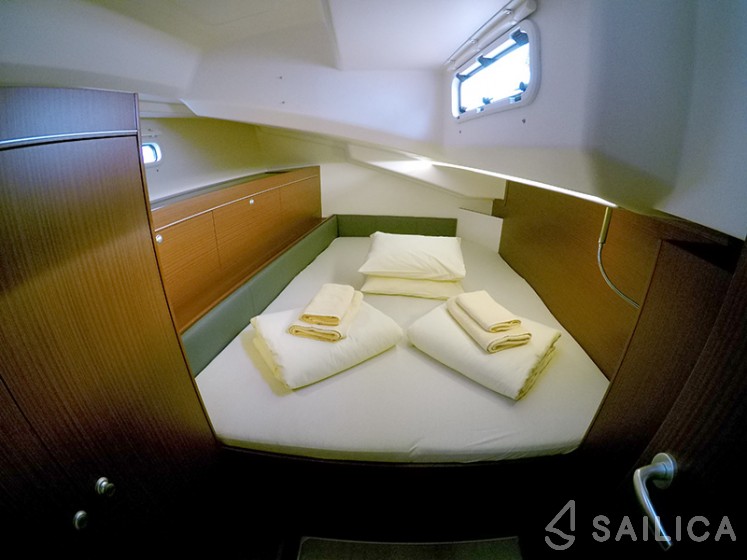 Hanse 505 - Yacht Charter Sailica