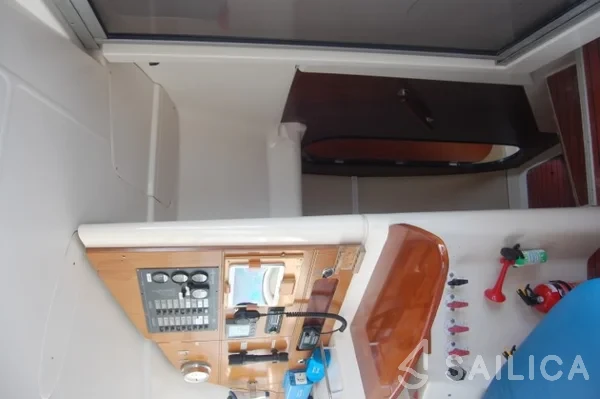Lavezzi 40 - Yacht Charter Sailica