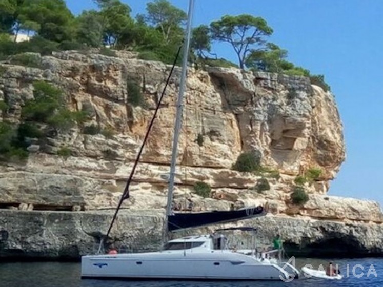 Lavezzi 40 - Yacht Charter Sailica