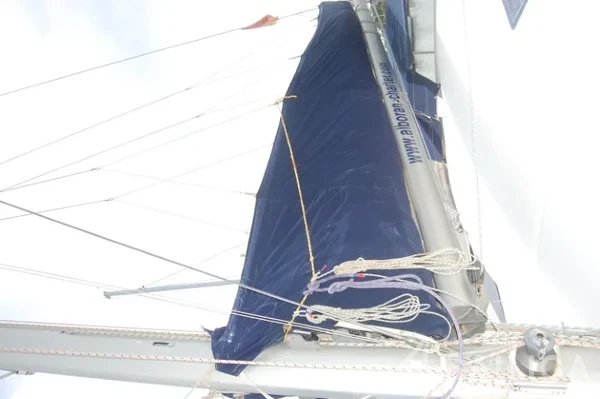 Lavezzi 40 - Yacht Charter Sailica