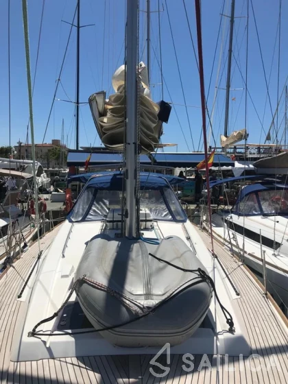 Oceanis 45 - Yacht Charter Sailica