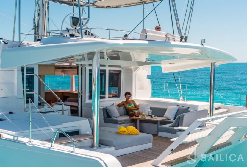 Lagoon 52F - Yacht Charter Sailica