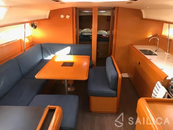 Sun Odyssey 519 - Yacht Charter Sailica