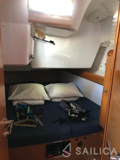 Sun Odyssey 519 - Yacht Charter Sailica