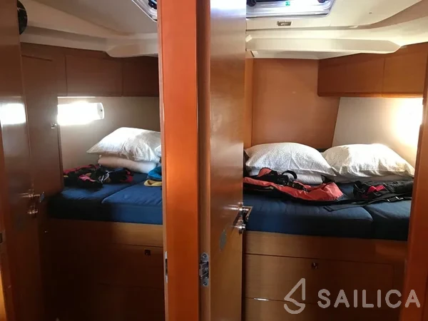 Sun Odyssey 519 - Yacht Charter Sailica