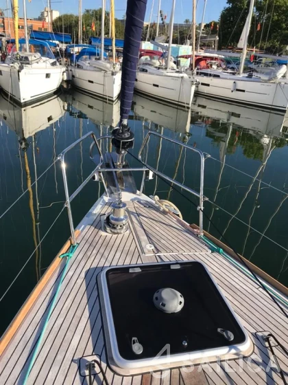 Sun Odyssey 519 - Yacht Charter Sailica