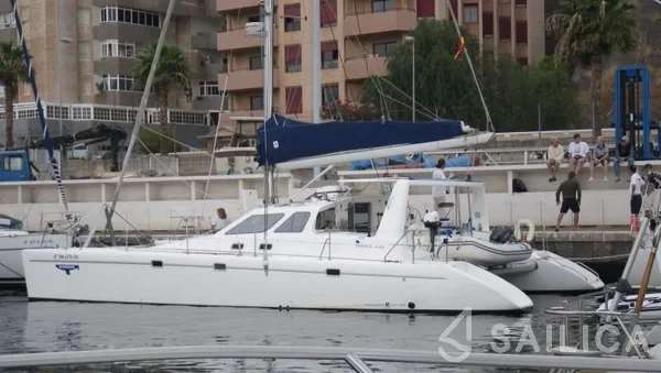 Voyage 440 - Yacht Charter Sailica