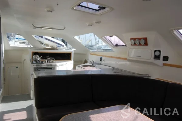 Voyage 440 - Yacht Charter Sailica