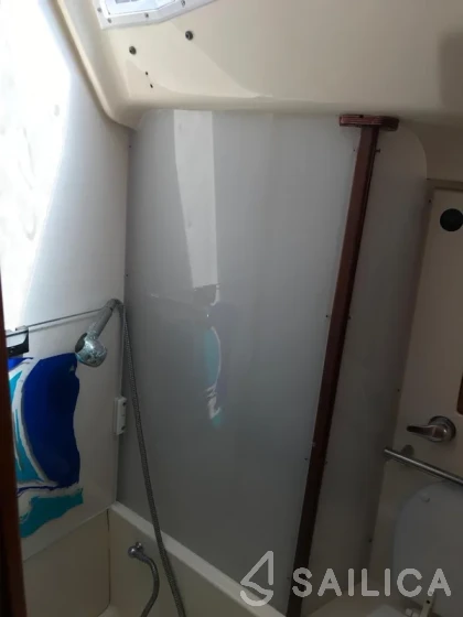 Elan 434 Impression - Yacht Charter Sailica